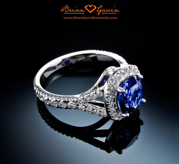 Custom Sapphire Engagment Ring