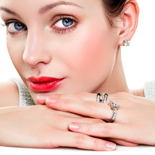 BGD Blue vs. Yellow Fluorescent Diamonds