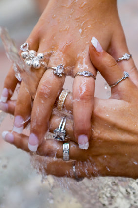 Holiday Jewelry Cleaning and Care Tips