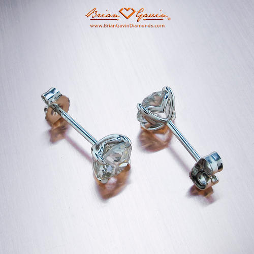 How to Select the Perfect Pair of Cushion Cut Diamonds