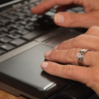 Tips for how to sell used jewelry online