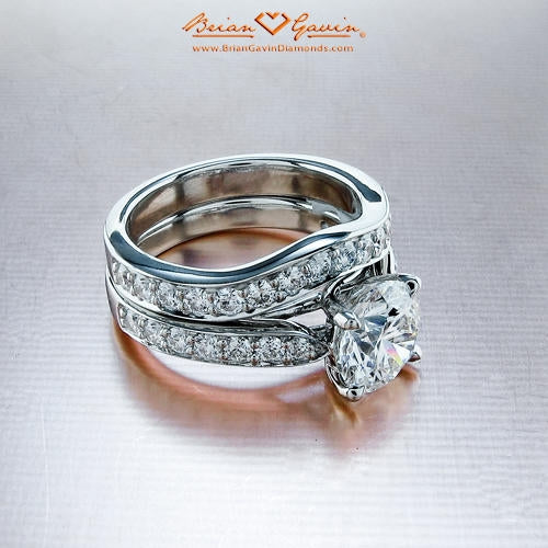 5 ways to match your wedding band and engagement ring