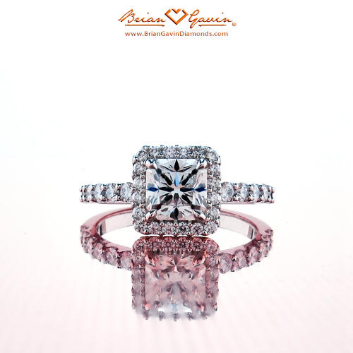 Buying Guide: Princess cut diamond halo engagement ring