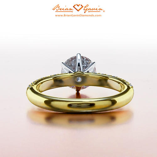 What affect does setting color have on diamond color?