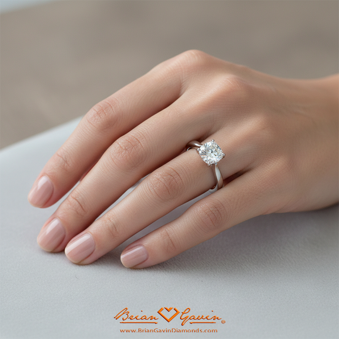 Platinum, 18K White Gold, 18K Rose Gold, 18K Yellow Gold