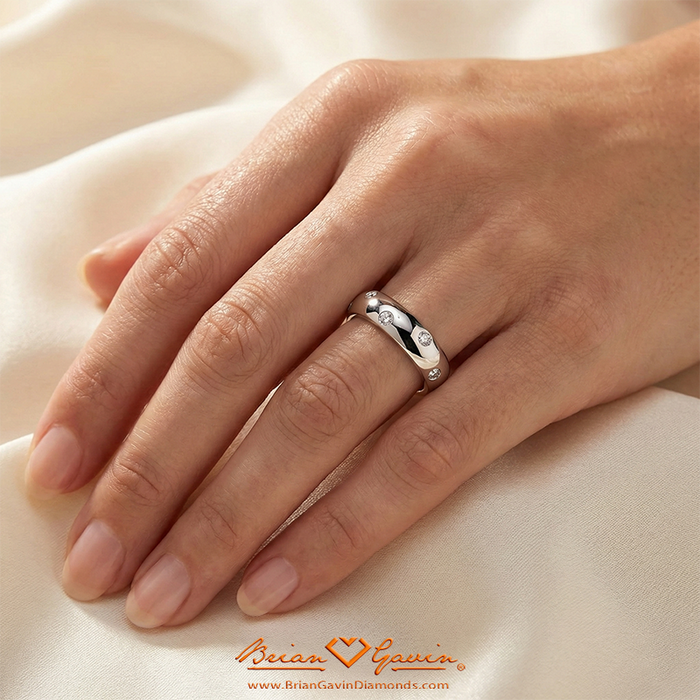 Platinum, 18K White Gold, 18K Rose Gold, 18K Yellow Gold