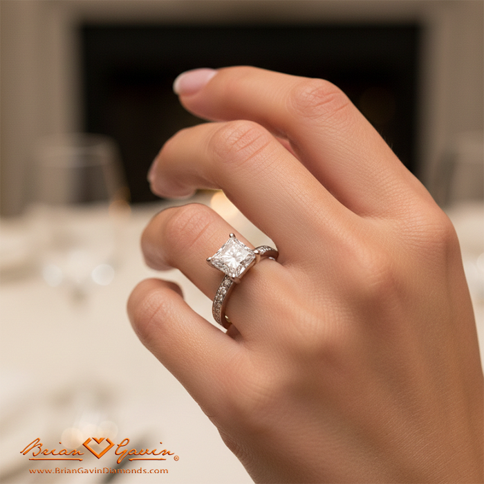 Platinum, 18K White Gold, 18K Rose Gold, 18K Yellow Gold
