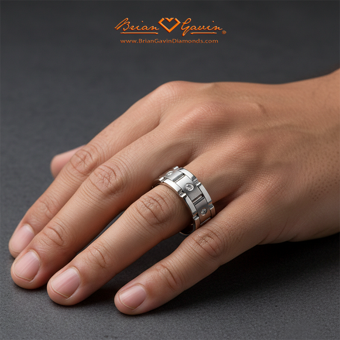 Platinum, 18K White gold, 18K Rose Gold, 18K Yellow Gold