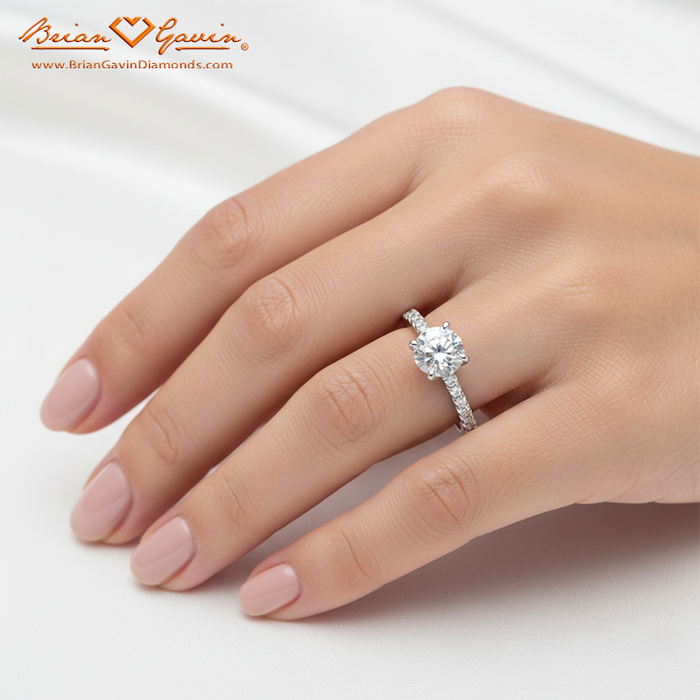 Platinum, 18K White Gold, 18K Rose Gold, 18K Yellow Gold