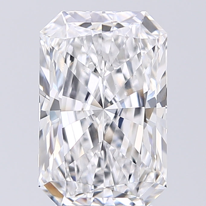 2.7 D VS1 BG Select Lab Grown Radiant Diamond