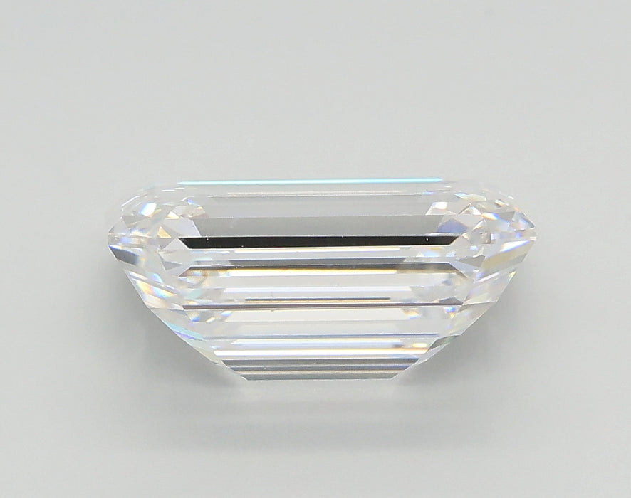 2.70000 E VS2 BG Select Lab Grown Emerald Diamond