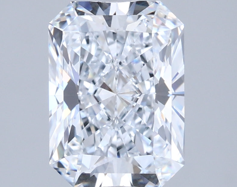 2.00000 E VVS2 BG Select Lab Grown Radiant Diamond