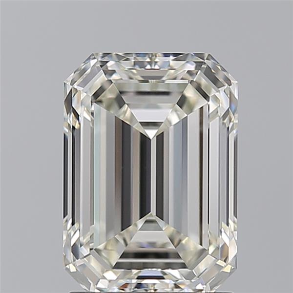 2.200 J VS1 Virtual Selection Emerald Diamond