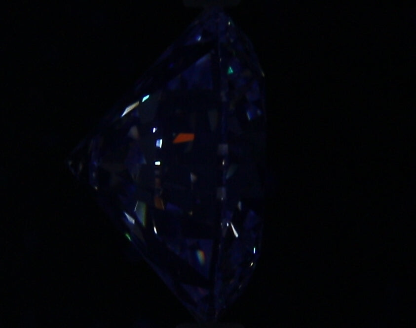 3.01ct Round H VS2 Natural Diamond fluorescence image