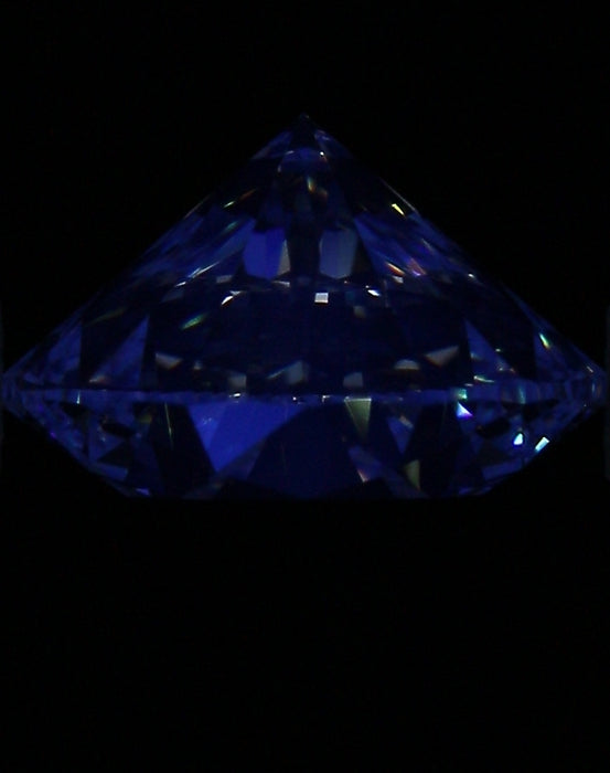 1.50ct Round G VVS1 Natural Diamond fluorescence image