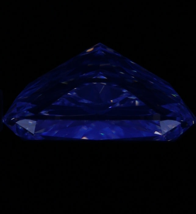 2.07ct CE G VS1 Natural Diamond fluorescence image