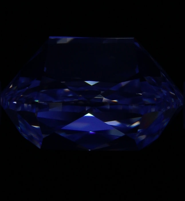 2.01ct OMB F VS1 Natural Diamond fluorescence image