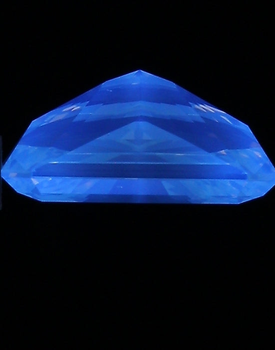 1.01ct Radiant FVY SI1 Natural Diamond fluorescence image