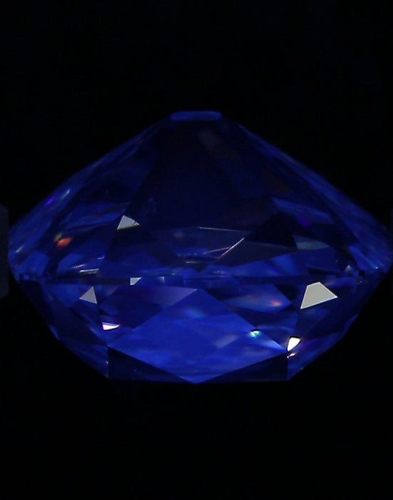3.00ct OMB F SI1 Natural Diamond fluorescence image
