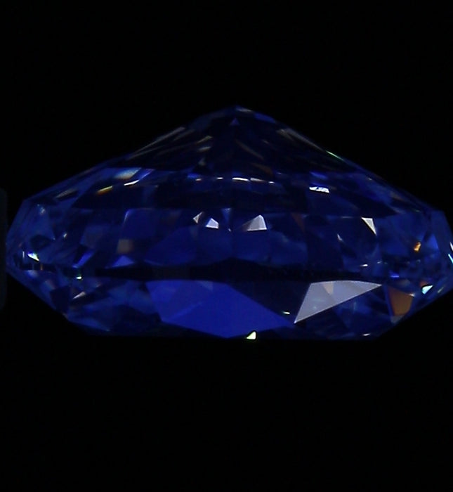 1.50ct OVM I SI1 Natural Diamond fluorescence image