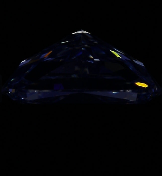 3.02ct CE E SI1 Natural Diamond fluorescence image