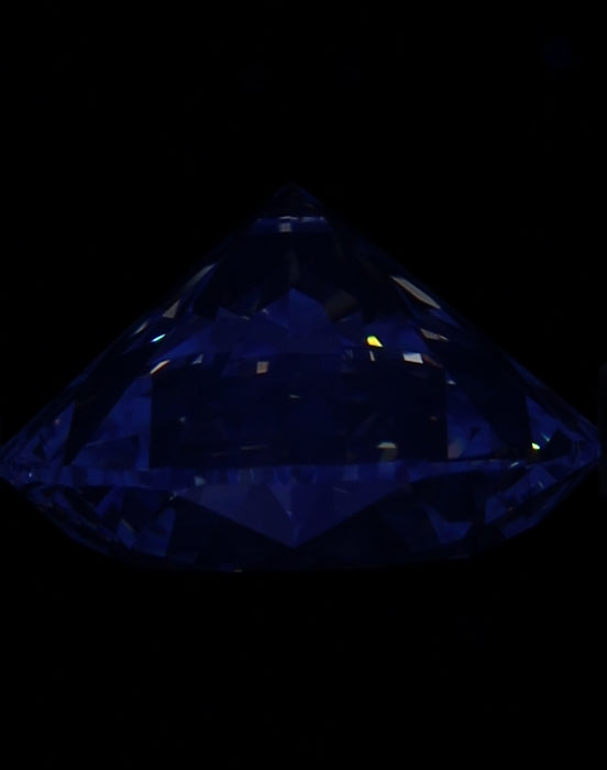 3.04ct Round J VVS1 Natural Diamond fluorescence image