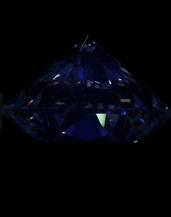 2.71ct Round H VS2 Natural Diamond fluorescence image