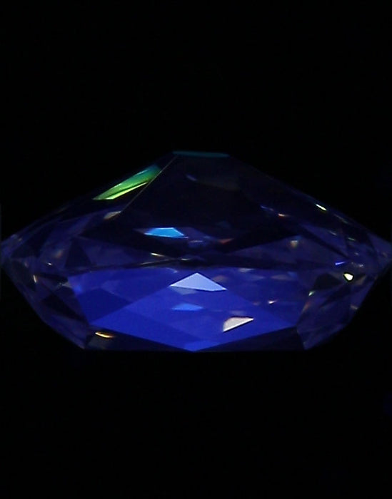 1.53ct OMB W-X VS1 Natural Diamond fluorescence image