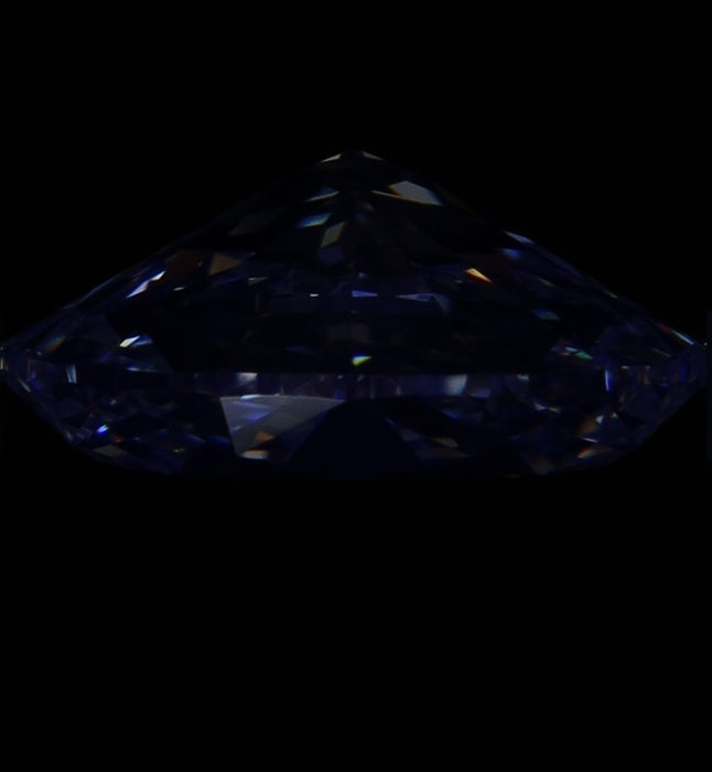 1.50ct Oval H VVS1 Natural Diamond fluorescence image