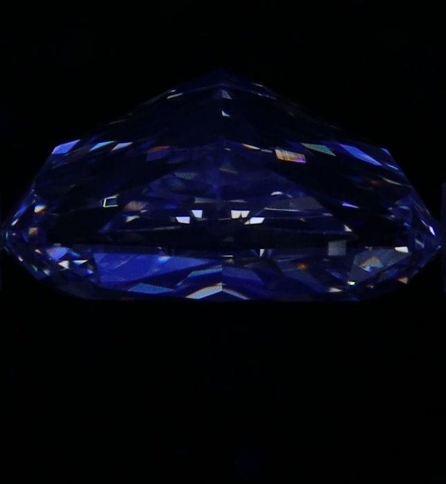 2.04ct CE H VVS2 Natural Diamond fluorescence image