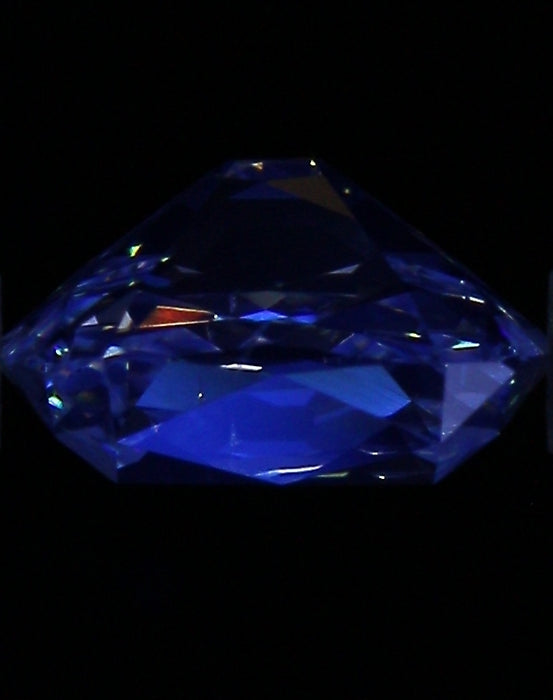 1.03ct OMB F SI1 Natural Diamond fluorescence image