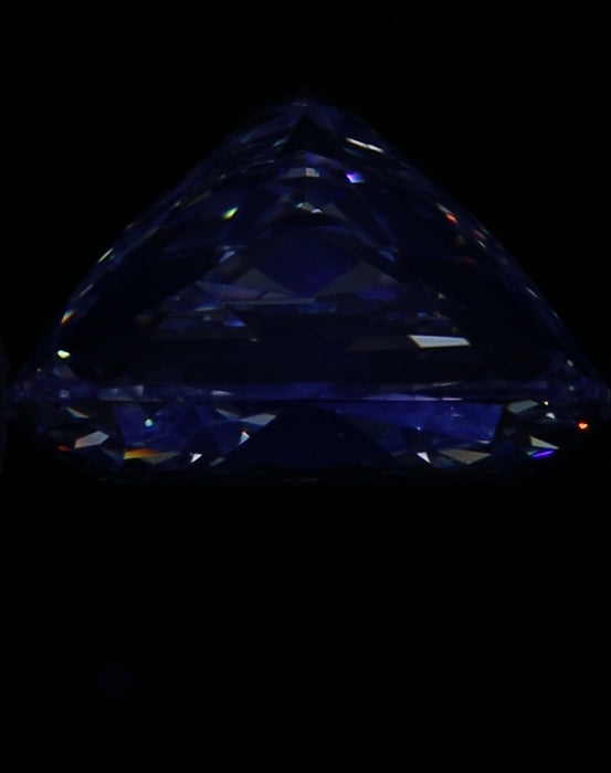 3.01ct CM G VS1 Natural Diamond fluorescence image