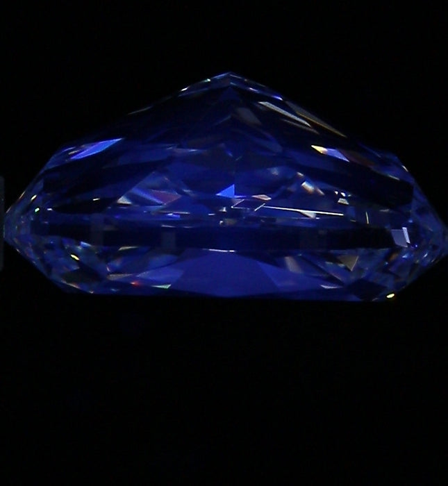 3.01ct CE I VVS2 Natural Diamond fluorescence image