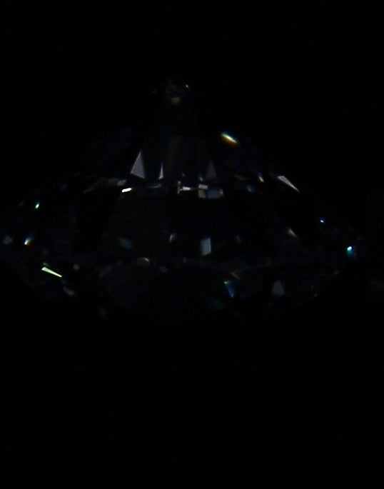 1.70ct Round G VVS1 Natural Diamond fluorescence image