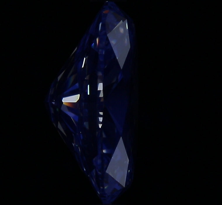 2.02ct Oval H VS1 Natural Diamond fluorescence image