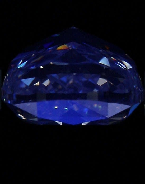 2.08ct Cushion U-V VVS1 Natural Diamond fluorescence image