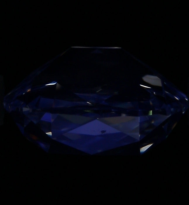 1.52ct OMB K SI1 Natural Diamond fluorescence image