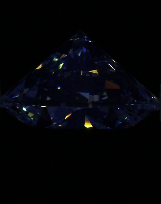 2.01ct Round G VVS2 Natural Diamond fluorescence image