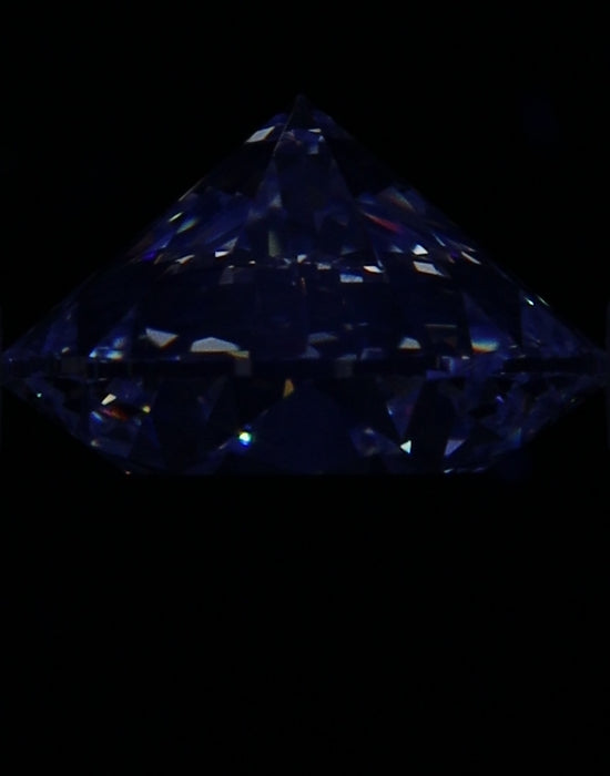2.14ct Round G VS1 Natural Diamond fluorescence image