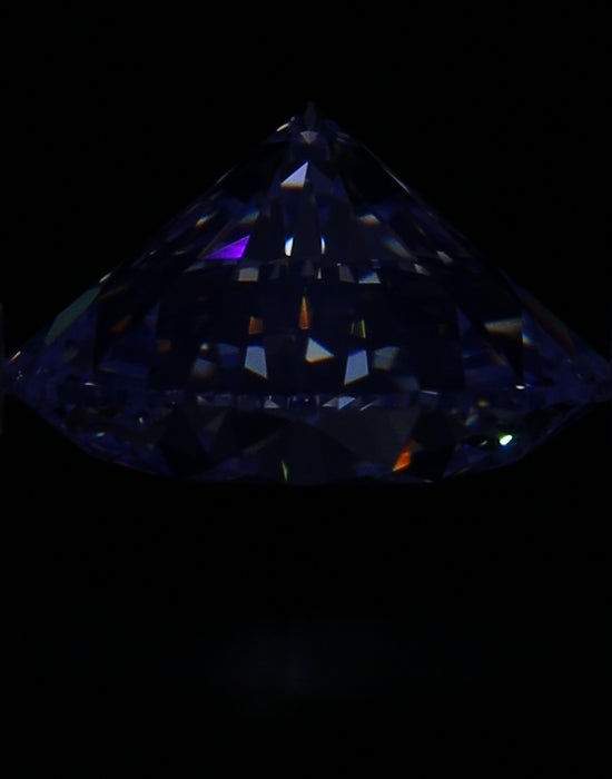 2.01ct Round G VS1 Natural Diamond fluorescence image