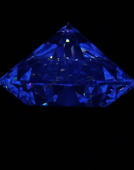 2.50ct Round D VS1 Natural Diamond fluorescence image