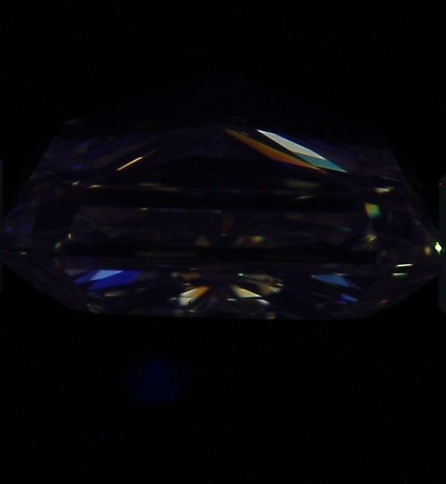 1.30ct Radiant FIY VS2 Natural Diamond fluorescence image