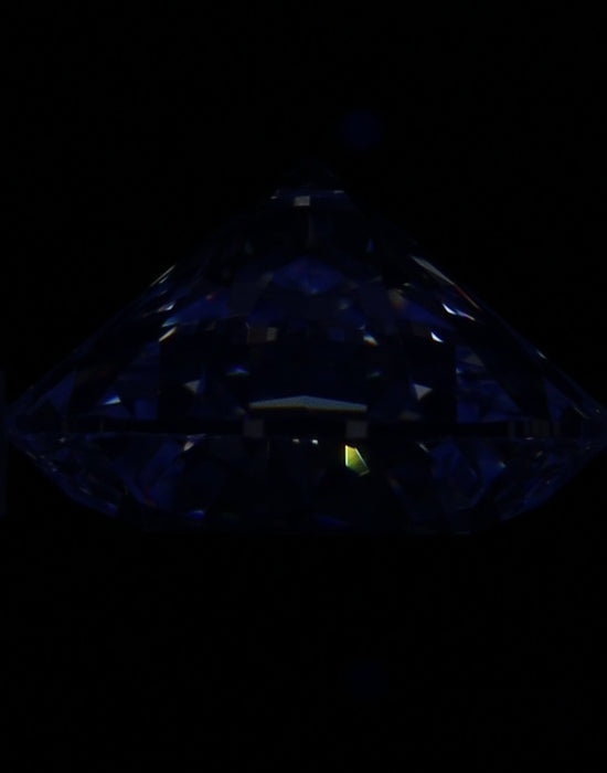 2.30ct Round D VVS2 Natural Diamond fluorescence image