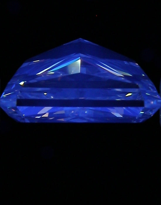 1.61ct Radiant FLY VS1 Natural Diamond fluorescence image