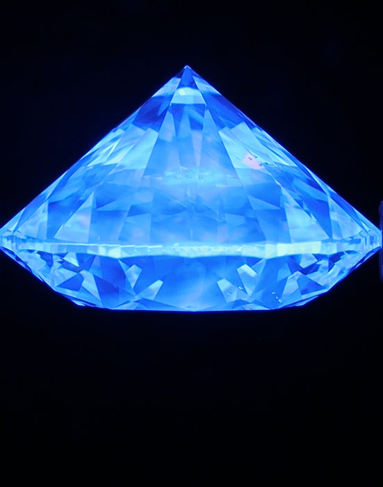3.02ct Round H SI1 Natural Diamond fluorescence image