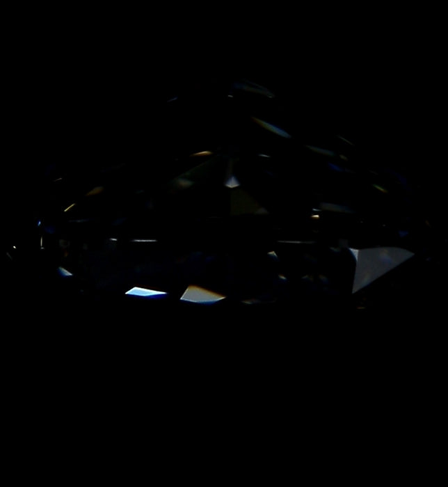 1.80ct CE I VVS2 Natural Diamond fluorescence image