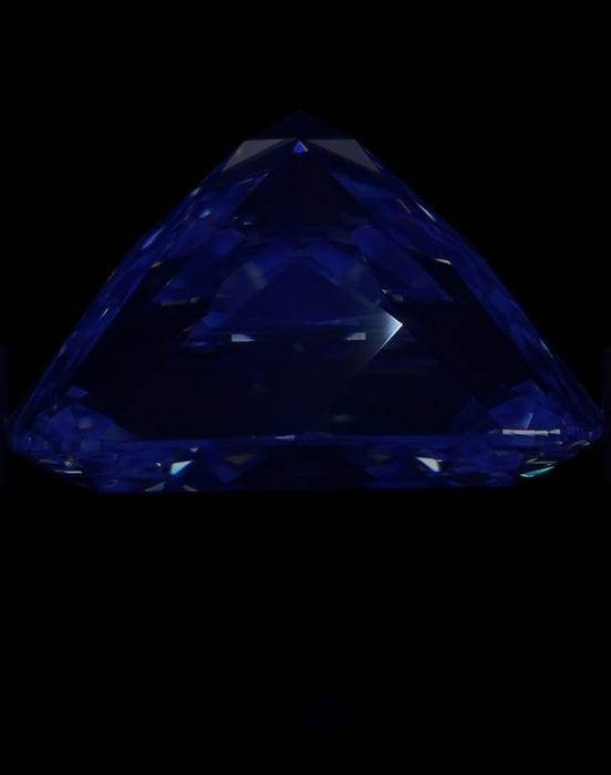 2.56ct CM G VVS2 Natural Diamond fluorescence image