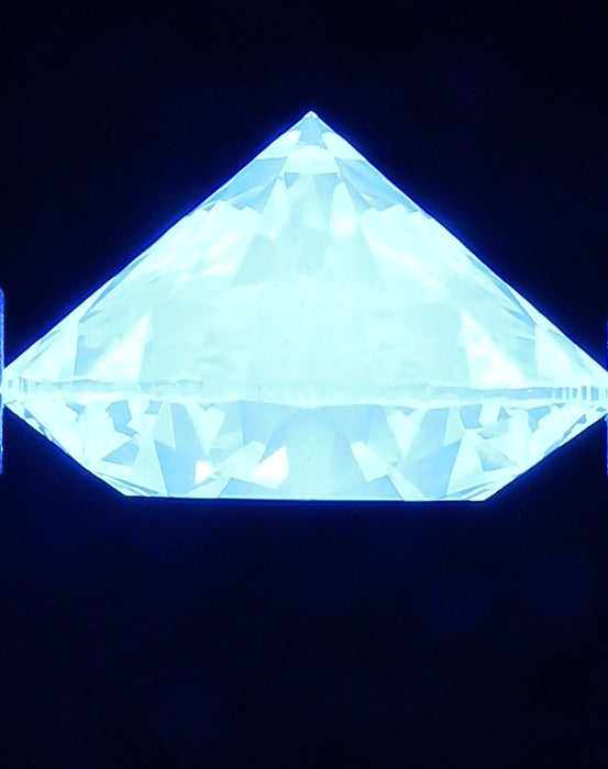 1.18ct Round E SI1 Natural Diamond fluorescence image