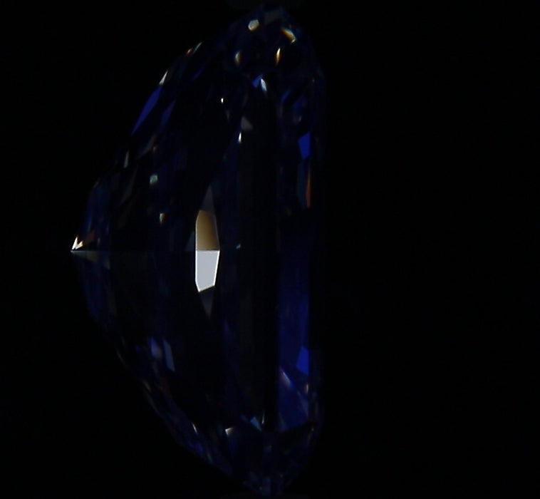 4.05ct Radiant H VS1 Natural Diamond fluorescence image