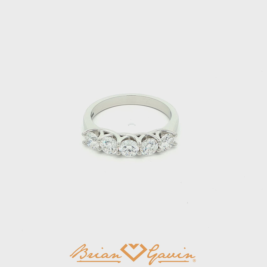 Platinum, 18K White Gold, 18K Rose Gold, 18K Yellow Gold